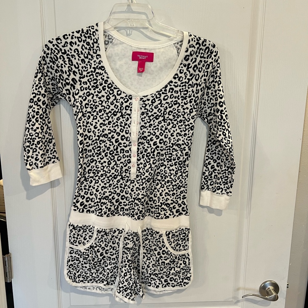 Victoria’s Secret Leopard Pajama Short Onesie. Size small